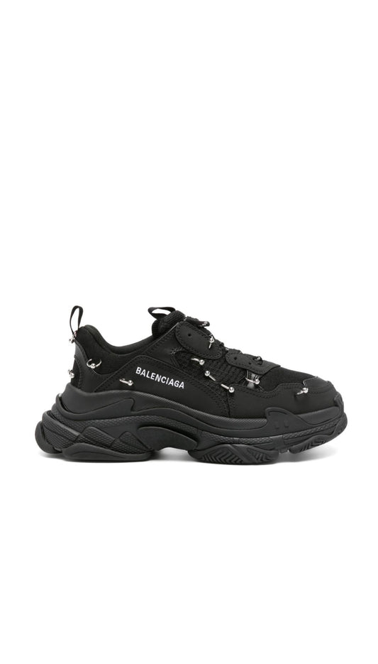 Balenciaga
Triple S Sneaker With Piercings