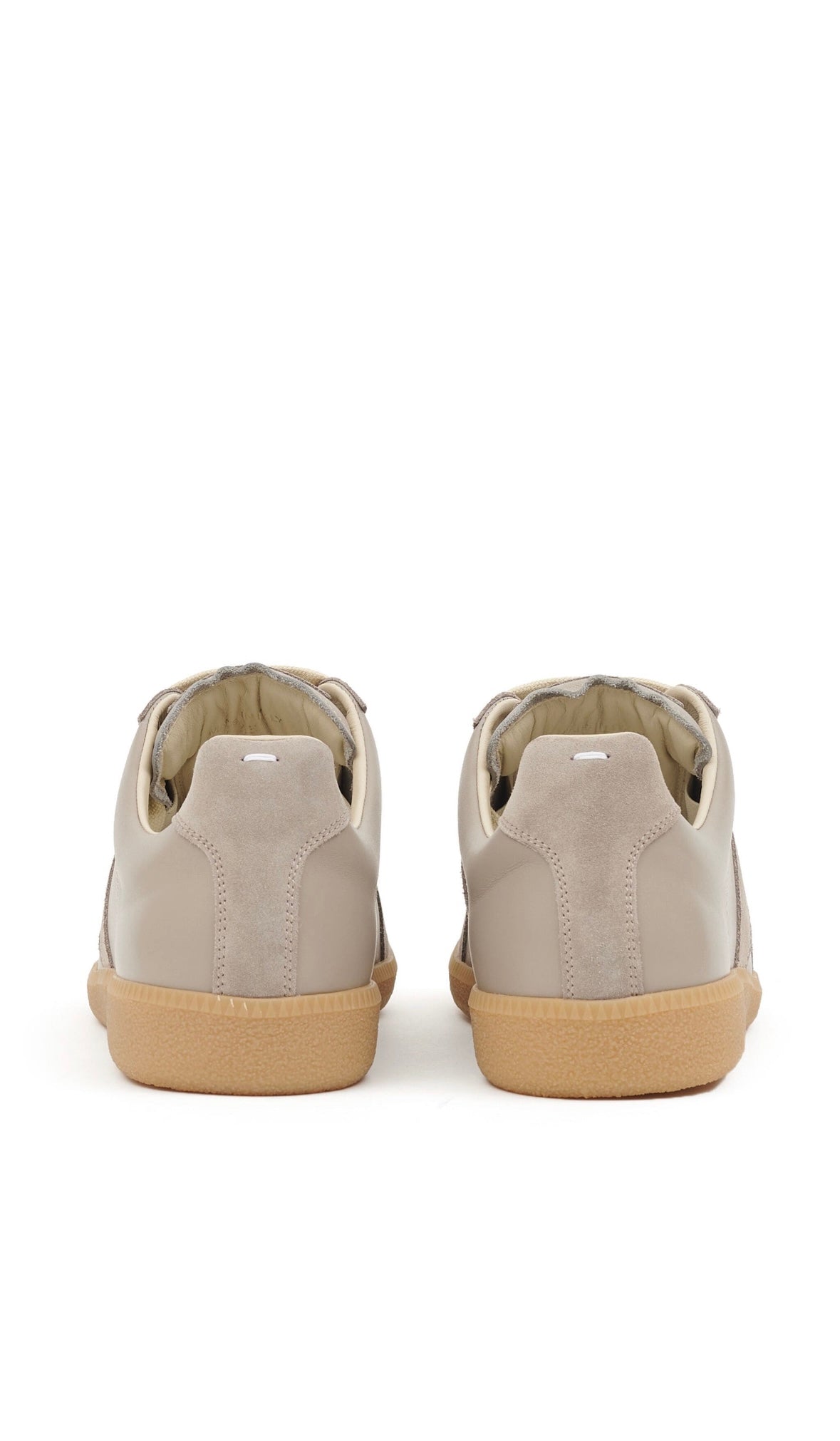 Maison Margiela
Replica panelled sneakers