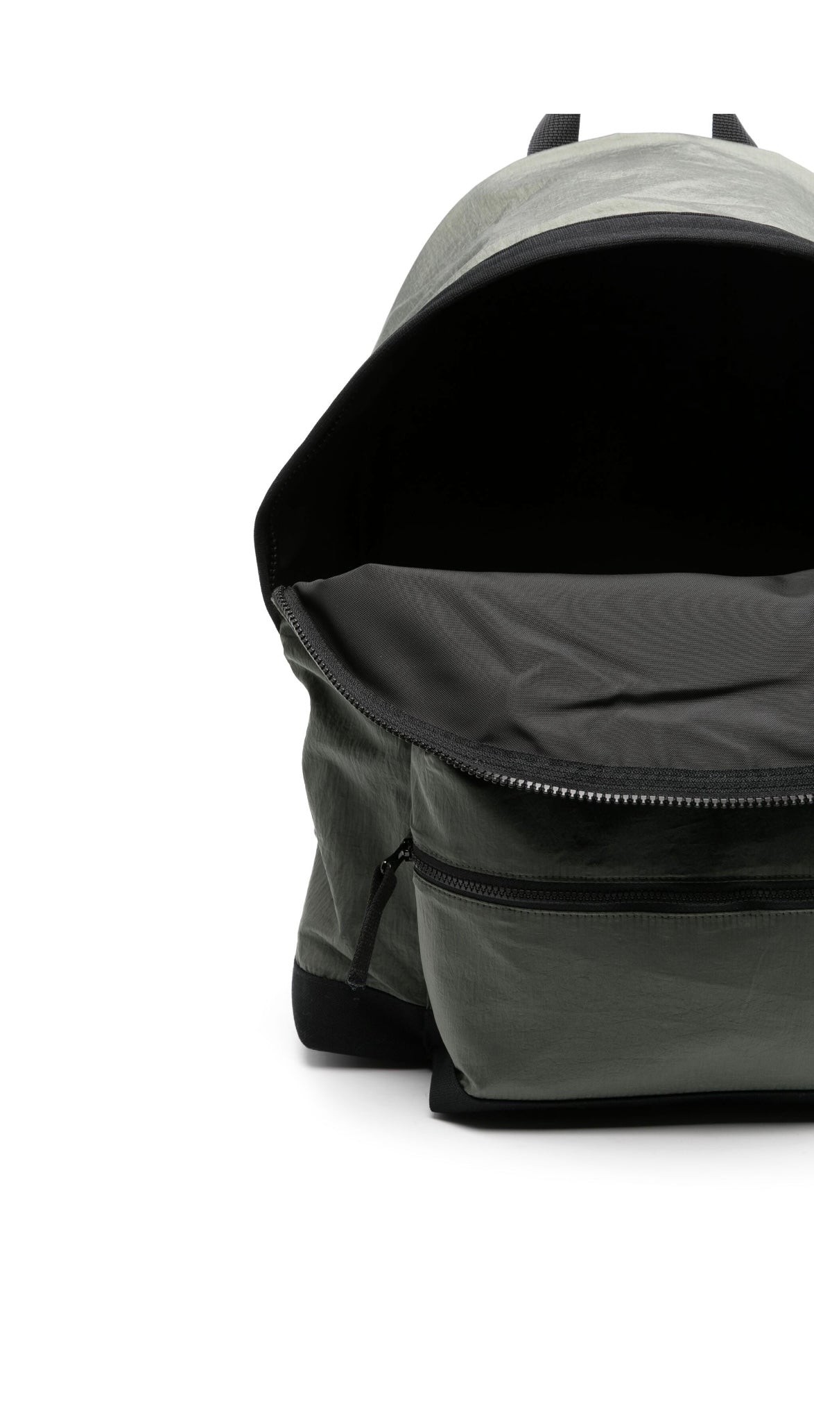 Stone Island
Compass-motif backpack